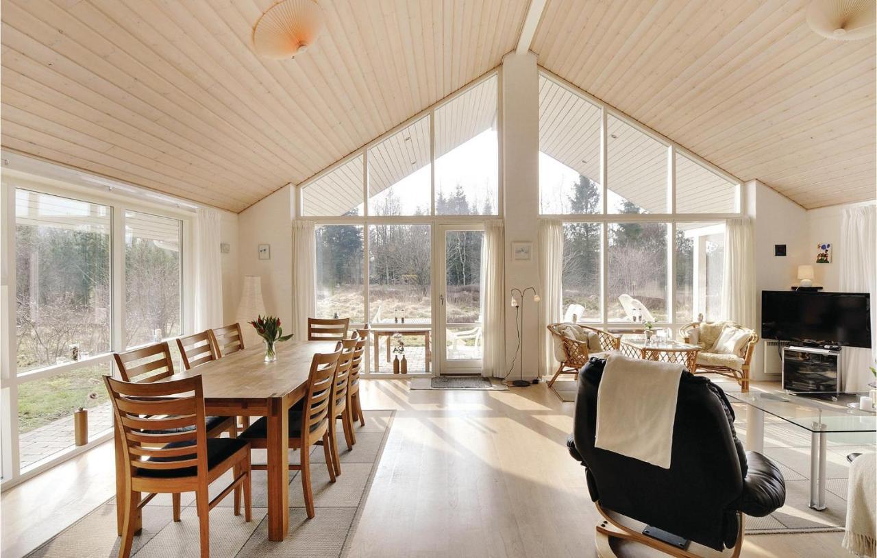 7 Bedroom Stunning Home In Herning Kolkaer Luaran gambar